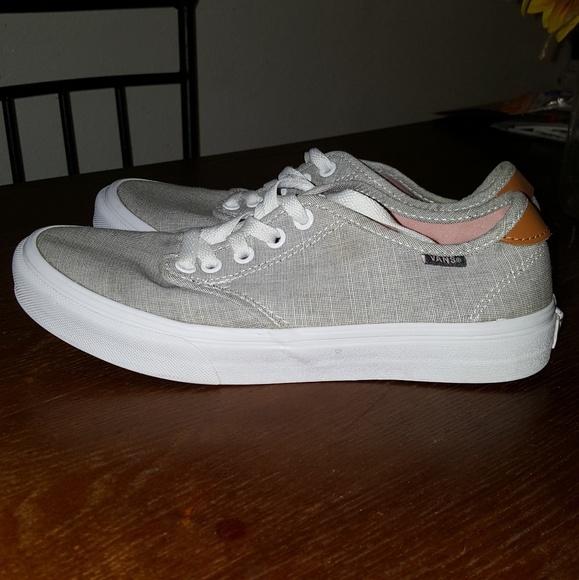 Shoes - Picture 3 of 7